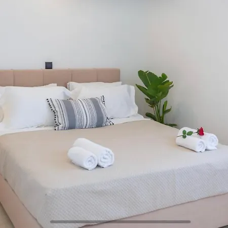 Odyssea View & Hot Jacuzzi Front Διαμέρισμα