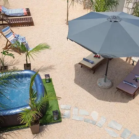 Odyssea View & Hot Jacuzzi Front * Κρεμαστή