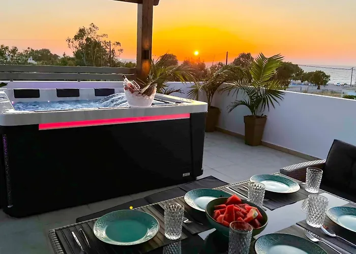 Odyssea View & Hot Jacuzzi Front Apartmán *