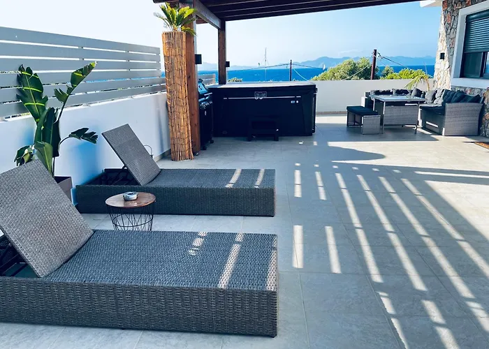 Apartmán Odyssea View & Hot Jacuzzi Front Kremastí