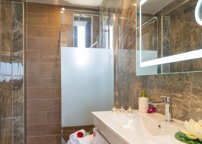 Apartament Odyssea View & Hot Jacuzzi Front