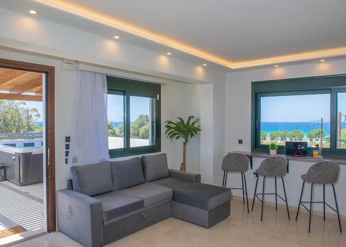 Odyssea View & Hot Jacuzzi Front Apartament